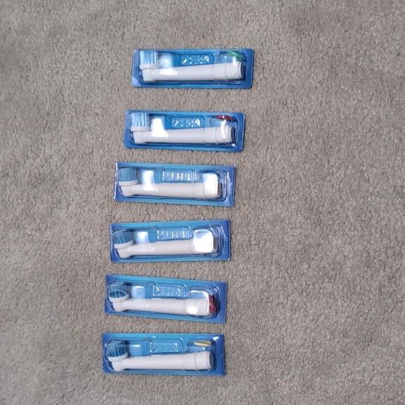 Oral-B Other - Oral-B Replacement Toothbrush Heads